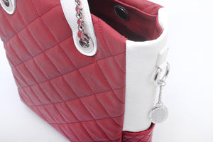 SCORE!'s Kat Travel Tote for Business, Work, or School Quilted Shoulder Bag - Maroon and White