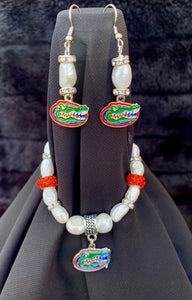 Florida Gators Logo Pearl Earrings and bracelet set 